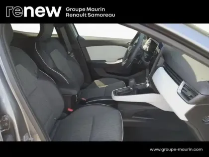 Photo 14 Renault Clio  1.6 E-Tech hybride 145ch Techno