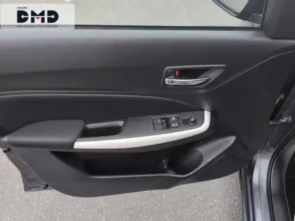 Photo 15 Suzuki Swift  1.2 Dualjet Hybrid 83ch Avantage