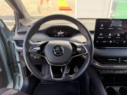 Photo 12 Skoda Enyaq  iV 180ch Version  60 Sportline