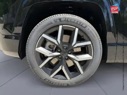 Photo 24 Jeep Compass  1.6 Turbo T4 225ch e-Hybrid Plug-in Summit BVR7