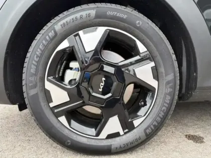Photo 7 Kia Stonic  1.0 T-GDi 100ch Active DCT7