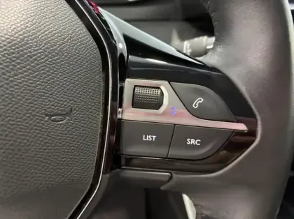 Photo 13 Peugeot 208  1.2 PureTech 75ch S&S Active