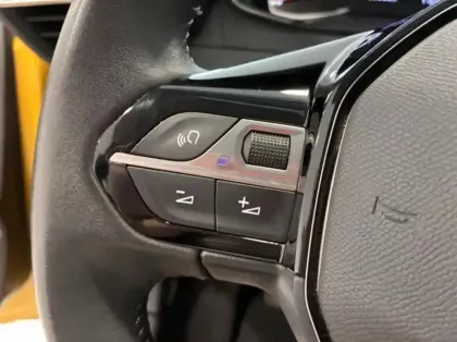 Photo 11 Peugeot 208  1.2 PureTech 75ch S&S Active