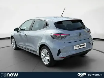 Photo 17 Renault Clio  1.5 dCi 100ch Evolution - 25