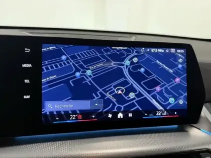 Photo 11 BMW X1  ieDrive20 204ch M Sport