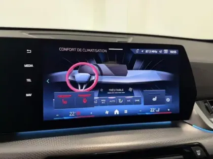 Photo 12 BMW X1  ieDrive20 204ch M Sport