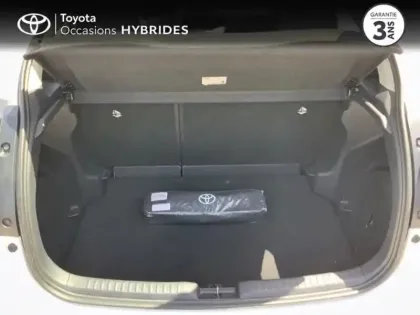 Photo 9 Toyota Yaris  116h Dynamic Business  5p MC24