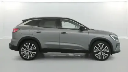 Photo 14 Renault Austral  E-Tech full hybrid 200 GSR2