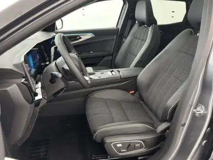 Photo 17 Renault Austral  E-Tech full hybrid 200 GSR2