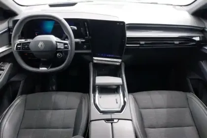 Photo 8 Renault Austral  E-Tech full hybrid 200 GSR2