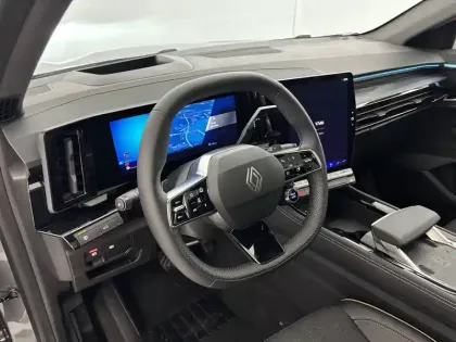 Photo 18 Renault Austral  E-Tech full hybrid 200 GSR2