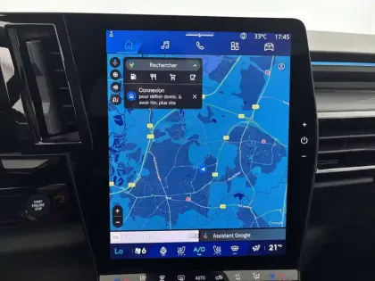 Photo 31 Renault Austral  E-Tech full hybrid 200 GSR2