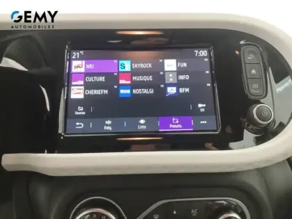 Photo 13 Renault Twingo  III E-Tech