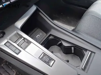 Photo 16 Peugeot 308  PHEV 180 e-EAT8