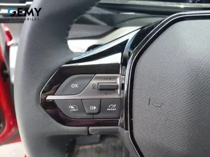 Photo 13 Peugeot 308  PHEV 180 e-EAT8
