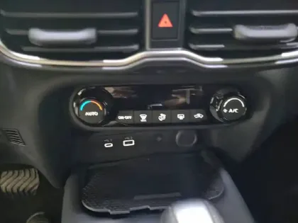 Photo 25 Nissan Juke  HYBRID 143