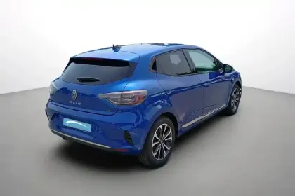 Photo 5 Renault Clio  E-Tech full hybrid 145 ch GSR2