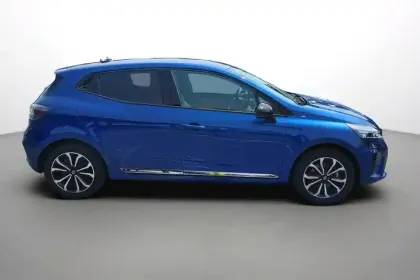 Photo 6 Renault Clio  E-Tech full hybrid 145 ch GSR2
