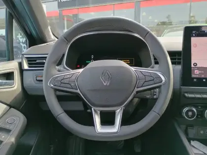 Photo 6 Renault Clio  E-Tech full hybrid 145 ch GSR2