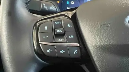 Photo 19 Ford Kuga  2.5 Duratec 180 ch FlexiFuel FHEV E85 Powershift