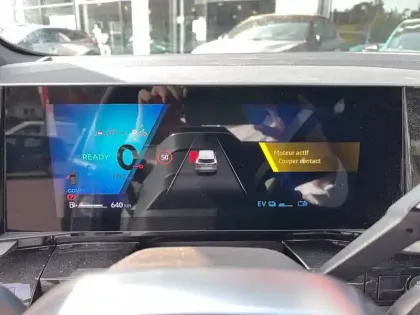 Photo 11 Renault Espace  E-Tech full hybrid 200 GSR2