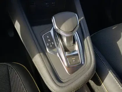 Photo 6 Renault Symbioz  E-Tech full hybrid 145