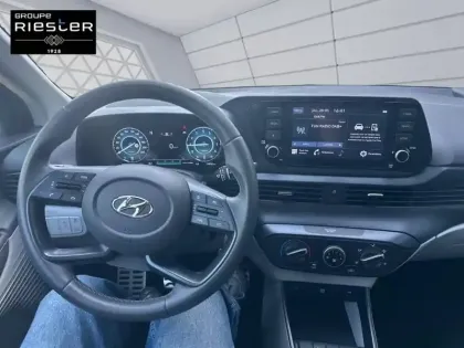 Photo 7 Hyundai Bayon  1.0 T-GDi 100 Hybrid 48V
