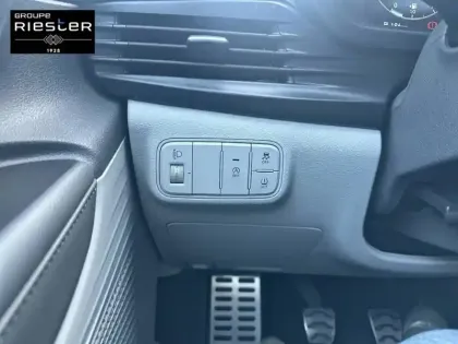 Photo 16 Hyundai Bayon  1.0 T-GDi 100 Hybrid 48V