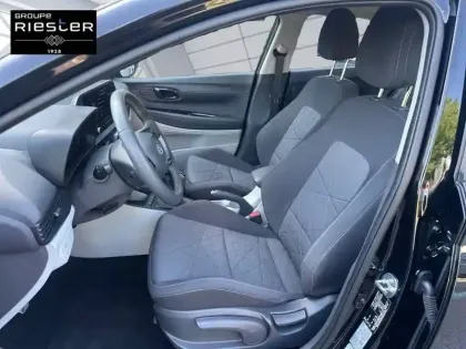 Photo 8 Hyundai Bayon  1.0 T-GDi 100 Hybrid 48V