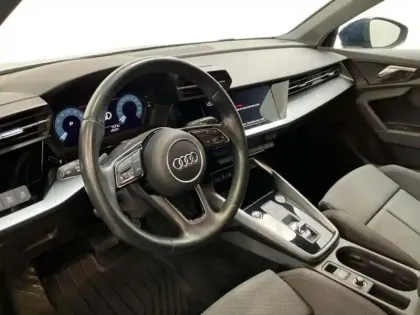 Photo 8 Audi A3 35 TFSI Mild Hybrid 150 S tronic 7 Design Luxe
