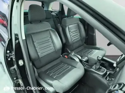 Photo 23 Citroën C3 Aircross  PureTech 130 S&S BVM6 Shine