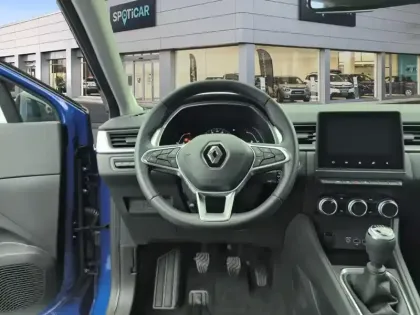 Photo 11 Renault Captur  mild hybrid 140 Techno