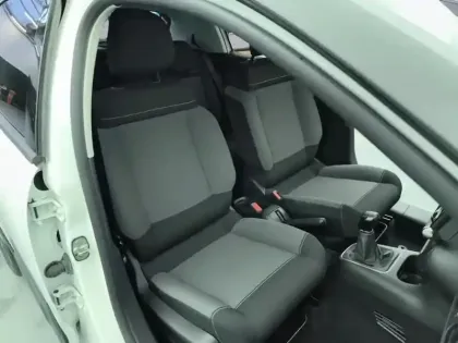 Photo 8 Citroën C3  PureTech 83 S&S BVM5 Shine