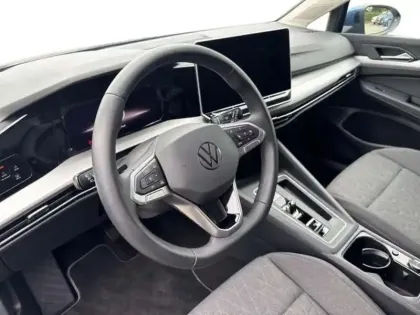 Photo 8 Volkswagen Golf 1.5 eHybrid 204 DSG6 VW Edition