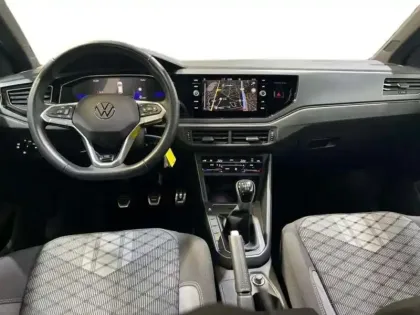 Photo 7 Volkswagen Polo 1.0 TSI 95 S&S BVM5 R-Line