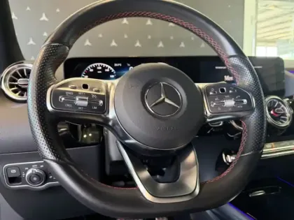 Photo 35 Mercedes GLA 250 e AMG Line