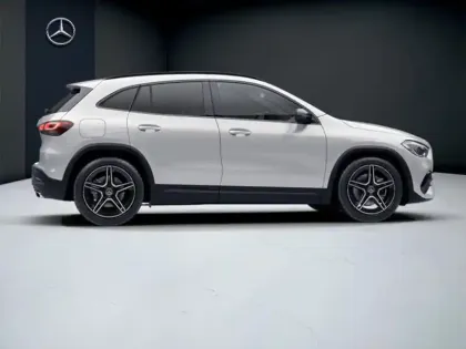 Photo 17 Mercedes GLA 250 e AMG Line