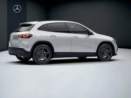Photo 19 Mercedes GLA 250 e AMG Line