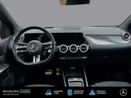 Photo 10 Mercedes Classe B 180 AMG Line