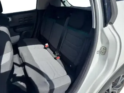 Photo 12 Citroën C3  1.2 PureTech 110ch S&S Shine Pack  EAT6