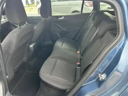 Photo 15 Ford Focus  SW 1.0 Flexifuel mHEV 125ch ST-Line X Powershift