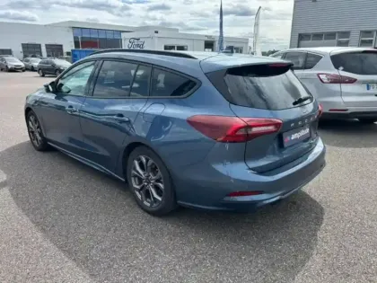 Photo 10 Ford Focus  SW 1.0 Flexifuel mHEV 125ch ST-Line X Powershift