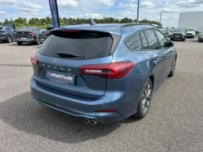 Photo 8 Ford Focus  SW 1.0 Flexifuel mHEV 125ch ST-Line X Powershift