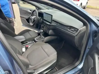 Photo 14 Ford Focus  SW 1.0 Flexifuel mHEV 125ch ST-Line X Powershift