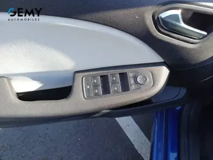 Photo 13 Renault Clio  E-Tech full hybrid 145