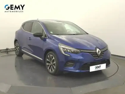 Photo 16 Renault Clio  E-Tech full hybrid 145
