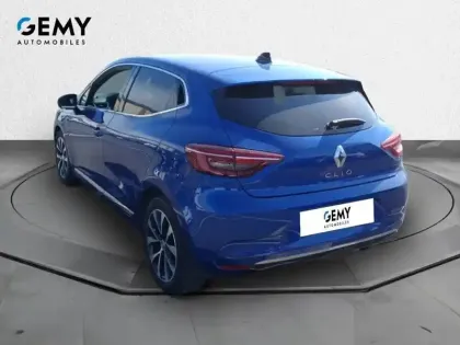 Photo 6 Renault Clio  E-Tech full hybrid 145