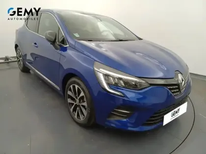 Photo 29 Renault Clio  E-Tech full hybrid 145