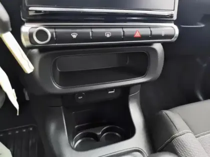 Photo 12 Citroën C3  BlueHDi 100 ch BVM6 Plus