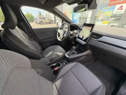 Photo 8 Renault Captur II techno mild hybrid 160 EDC
